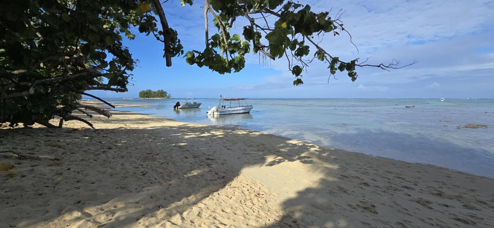 Villa Anahere Haapiti Exterior photo