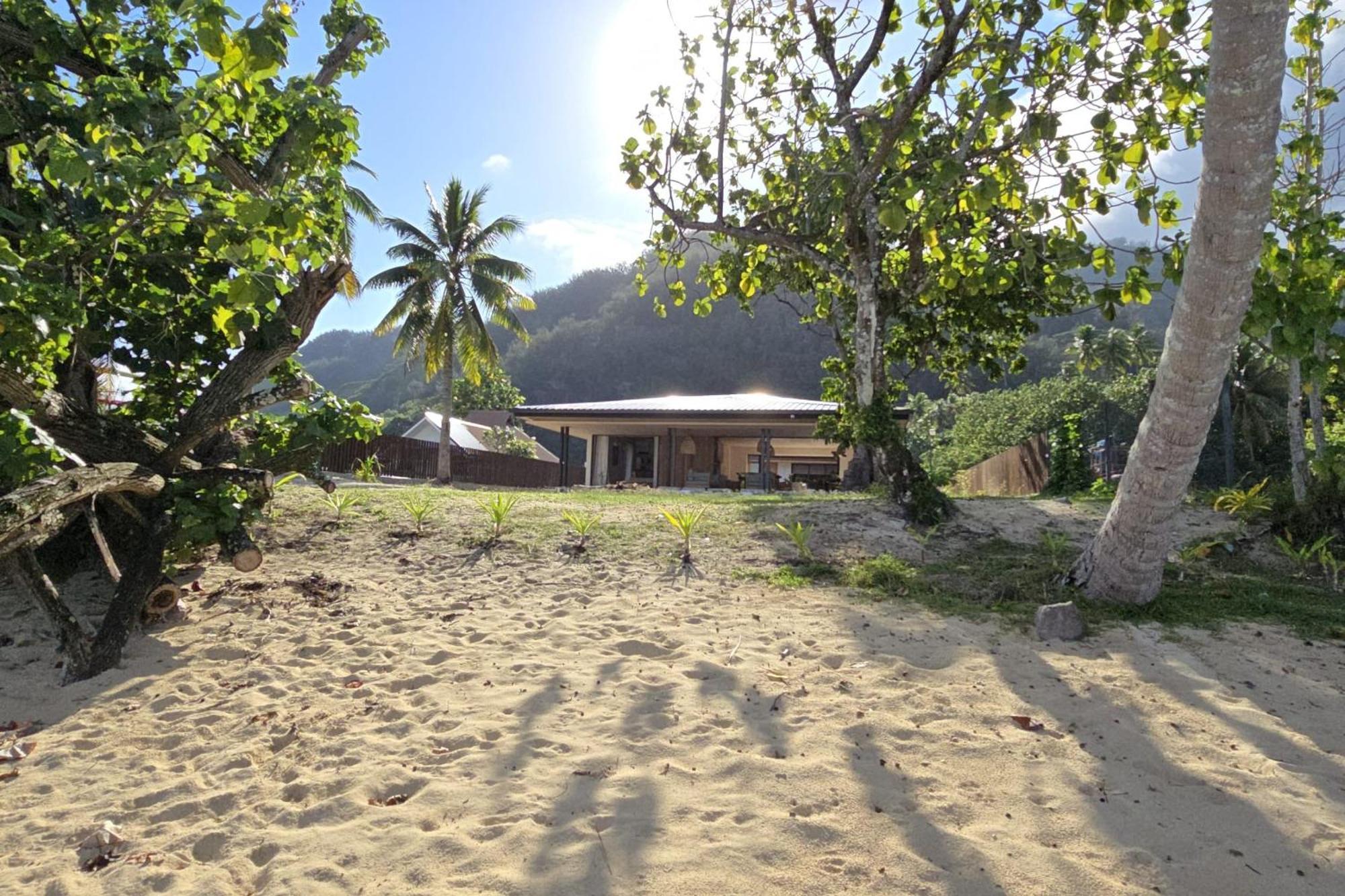 Villa Anahere Haapiti Exterior photo